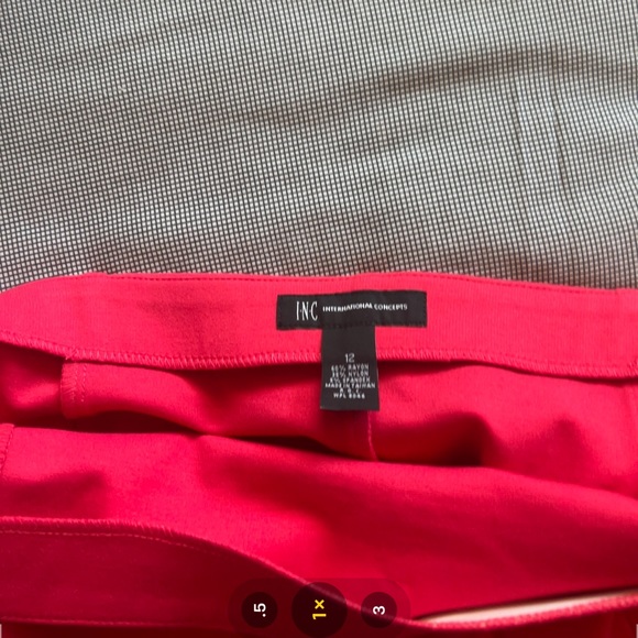 Skirt. New, but no tag. Never worn. - Picture 5 of 10